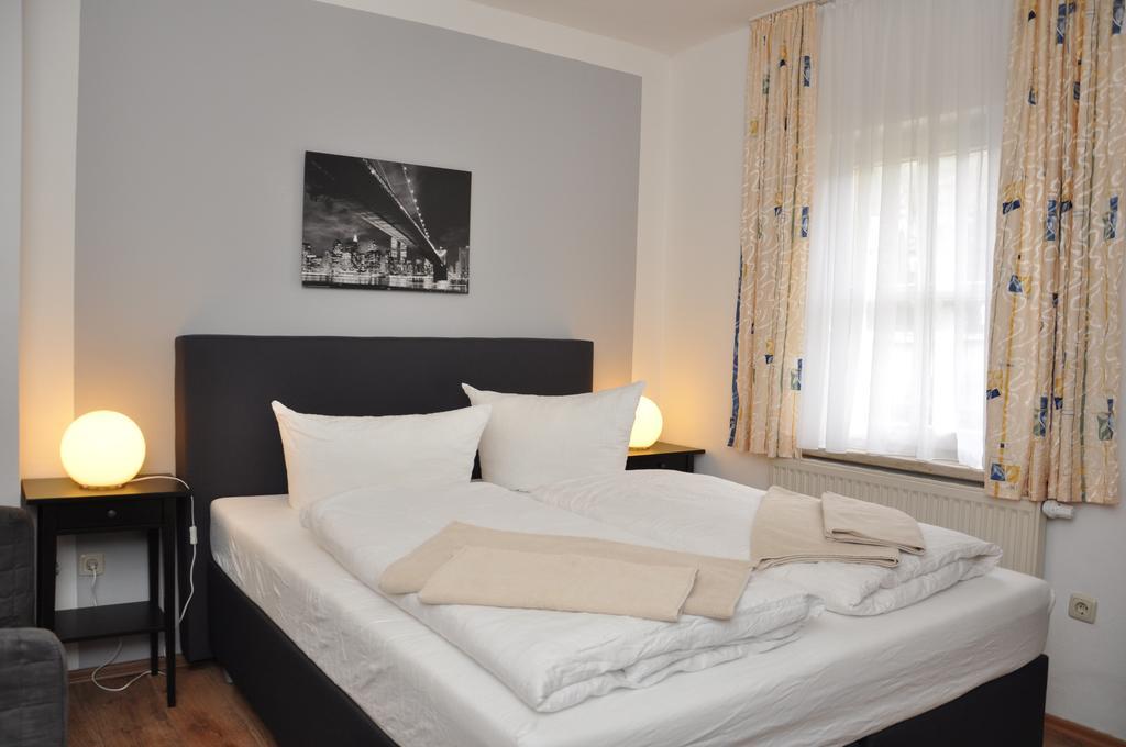 Hotel Wolke Meiningen Habitación foto